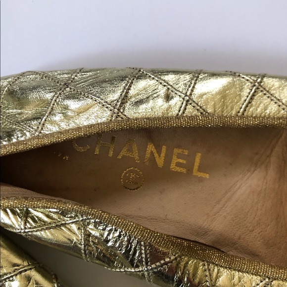 [CHANEL] Vintage Gold Quilted Ballet Shoes SZ 7 (EU 37) - Picture 5 of 9